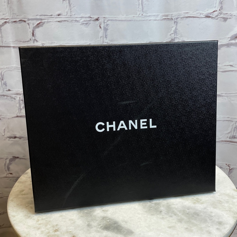 Chanel 21C Iridescent Lambskin Light Bronze Sandals - Picture 9 of 10